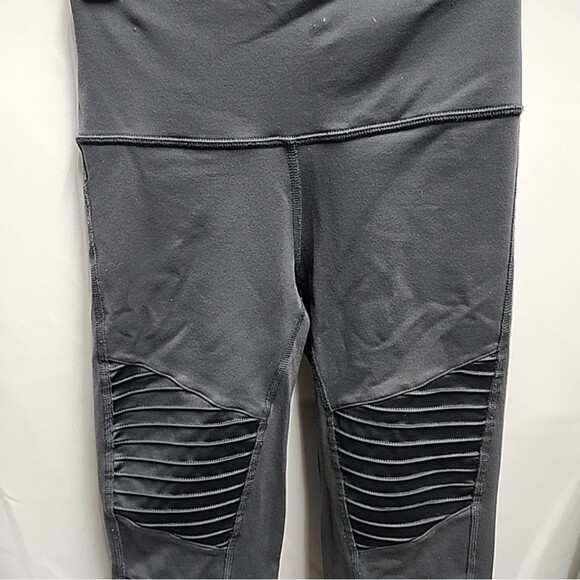 ALO Yoga Pants - ALO YOGA  Moto Sport Leggings with Mesh Panels in Anthracite Sz XS
